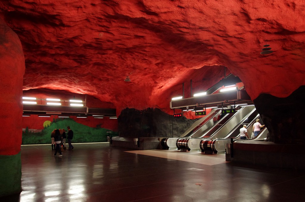 Stockholm_Solna_centrum_Metro_station