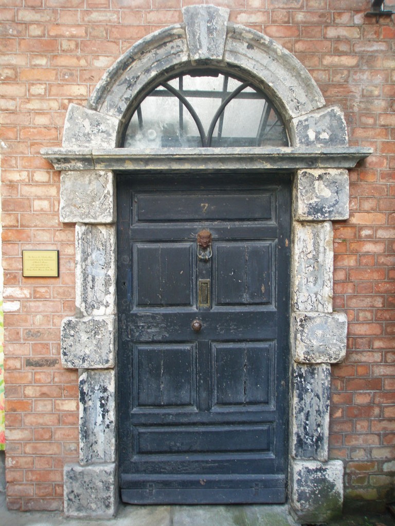 Fachada original del nº 7 de Eccles Street, casa de Leopold y Molly Bloom en Ulises. Se conserva en el "James Joyce Centre", de Dublín.de la casa de los protagonistas de Ulyses